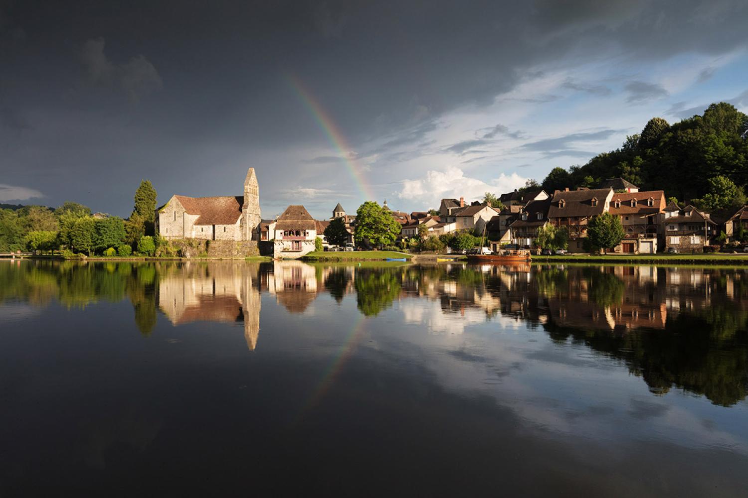 Dordogne River at Beaulieu-sur-Dordogne