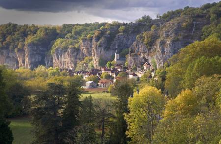 Cliffs and village of Gluges, Lot, France