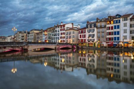 Bayonne at night