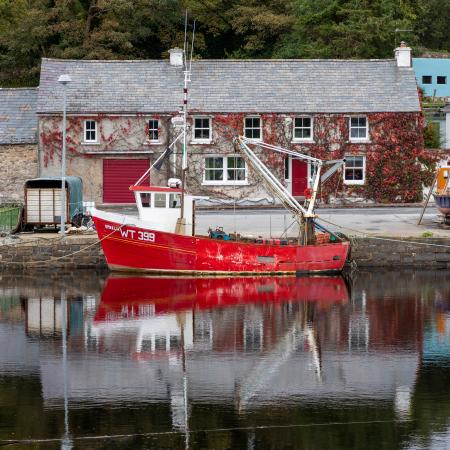 Red boat